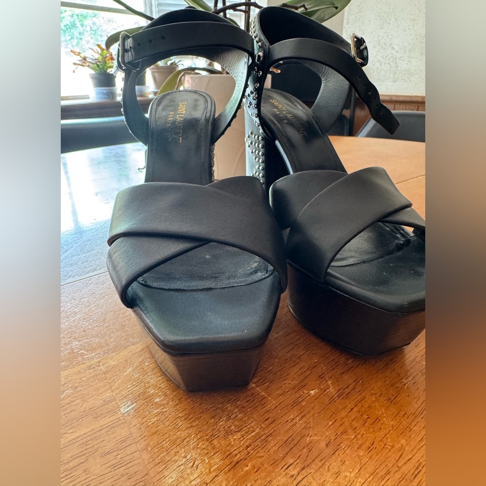 YSL FARRAH STUDDED CALFSKIN LEATHER PLATFORM SANDALS Size 37 - Picture 5 of 11